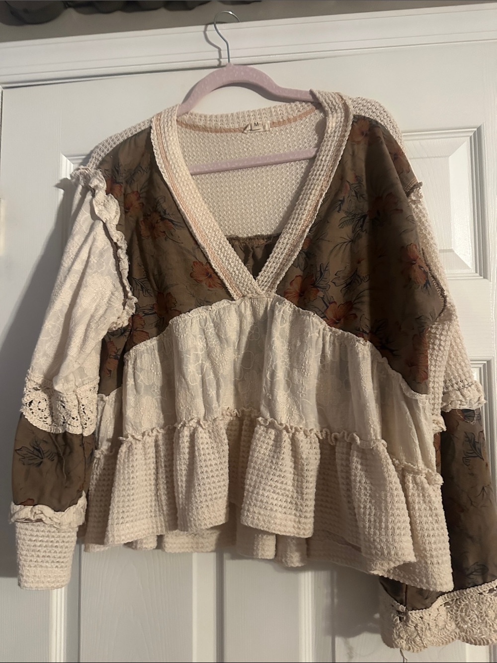 POL Boho Patchwork V‑Neck Ruffle Blouse in Cream and Olive Brown - Picture 7 of 7